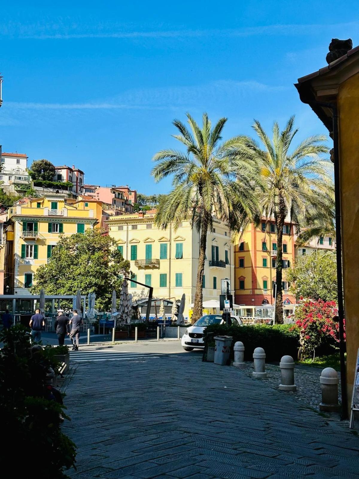 Altro Cuore Di Lerici, Central & Charming Exterior photo